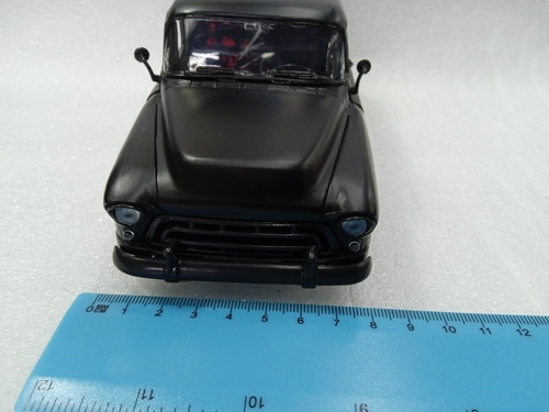 Imagen 6 de 8 de Chevrolet Suburban 1957 Escala 1:24 Jada Die Cast. 21cms.