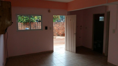 Depto De Un Dormitorio En Alquiler, B° Miguel Lanus