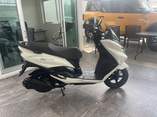 Suzuki Burgman 125