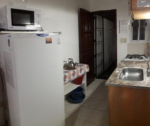 Casa En Venta - 3 Dormitorios 2 Baños - 77,4mts2 - Mar Del Tuyú