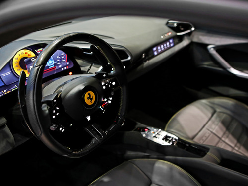 Ferrari 296 GTB 3.0 V6 TURBO PHEV F1-DCT