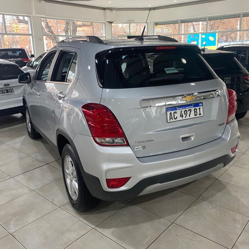 Imagen 4 de 7 de Chevrolet Tracker Premier 2018