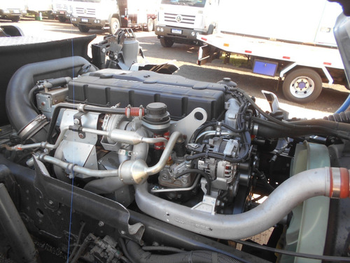 Imagem 12 de 25 de Vw Volkswagen 24280 Branco 2022 Roll-on