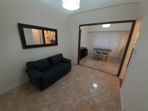 Imagen 5 de 9 de Departamento De 2 Ambientes Todo A Nuevo, Con Patio, En Inmejorable Ubicación, 48 M2