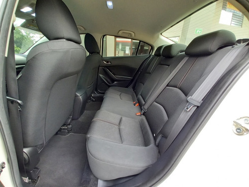 Mazda 3 Touring