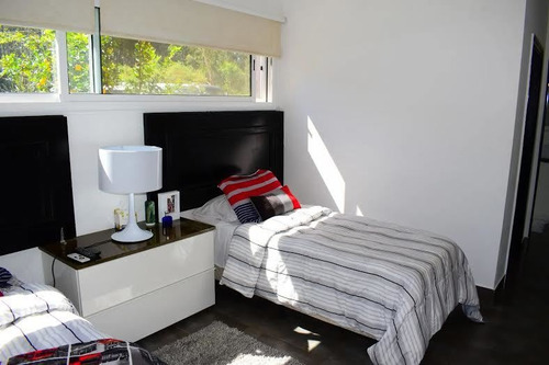 Vendo Hermosa Propiedad Dentro De Barrio Privado De Pinares!