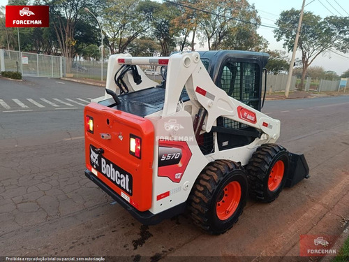 Mini-carregadeira Bobcat S570 Ref.236911