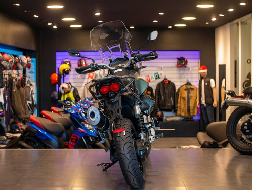 Imagen 6 de 25 de Moto Guzzi V85 Tt Verde Financiación Disponible