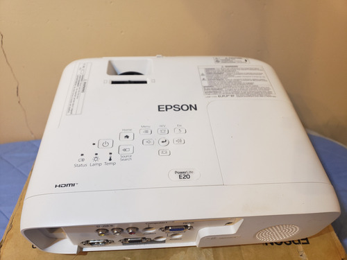 Proyector Epson Powerlite E20 Hdmi 3400 Lúmenes Seminuevo Blanco