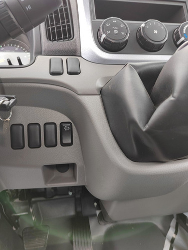 Imagen 15 de 17 de Mitsubishi Canter Fuso 5.7 El Unico 100% Japones