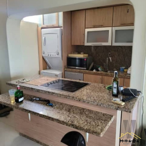 Apartamento En Venta En La Guaira Con Piscina Y Pozo