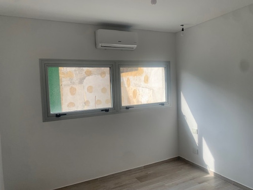 Departamento De 3 Ambientes Con Cochera A Estrenar En Bernal Centro