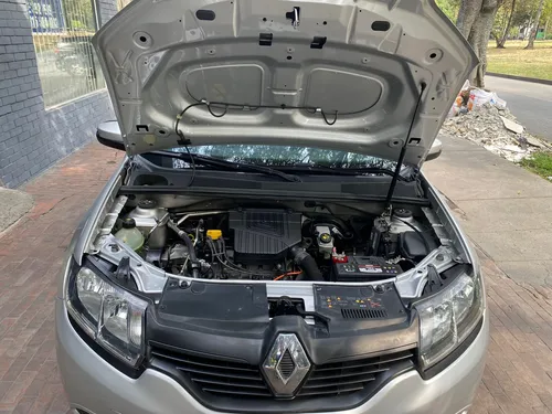 Renault Logan 1.6 Dynamique