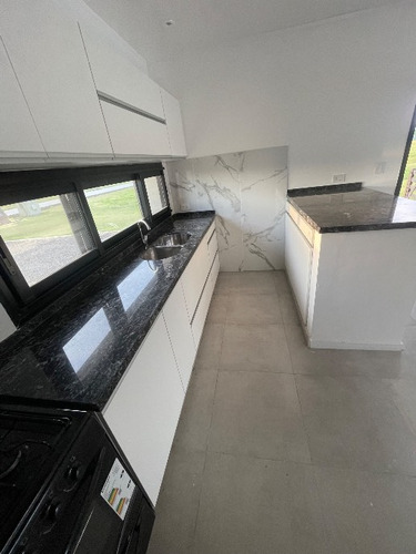 Casa En Venta En Area 60