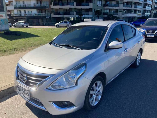 Nissan Versa 1.6 Advance Full Mt 2015 Permuto Financio!!!