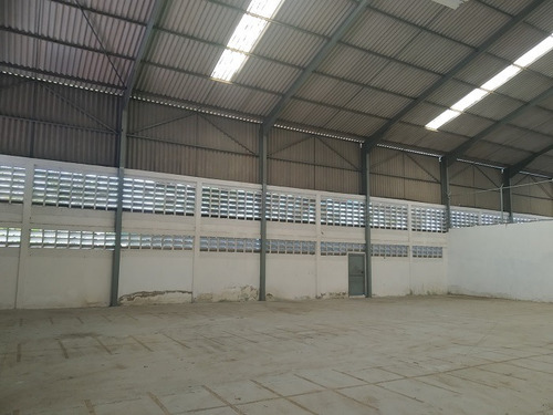 Vendo Complejo Industrial De 17.970 M2 De Construcción, Ref. 6.000.000 - Zona Industrial Las Minas, San Antonio De Los Altos