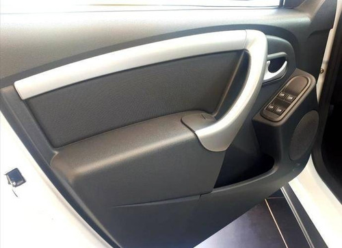 Imagem 9 de 10 de Renault Duster Oroch 1.6 16v Sce Flex Express Manual