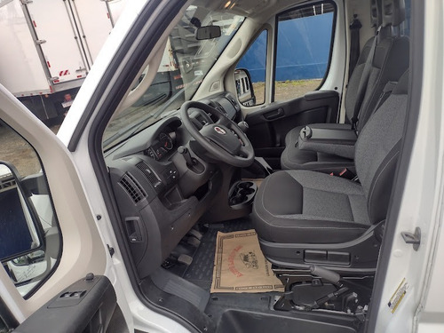 Imagem 11 de 15 de Van Utilitário Ducato Carroceria 2021 Com 7.000 Km