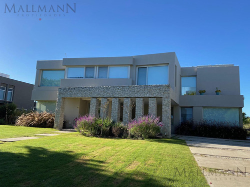 Casa En Venta En Estancias Golf Con Gran Vista | Mallmann Propiedades