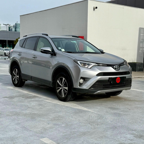 Toyota RAV4 Super Lujo 2.5 At 4x2 (mid)