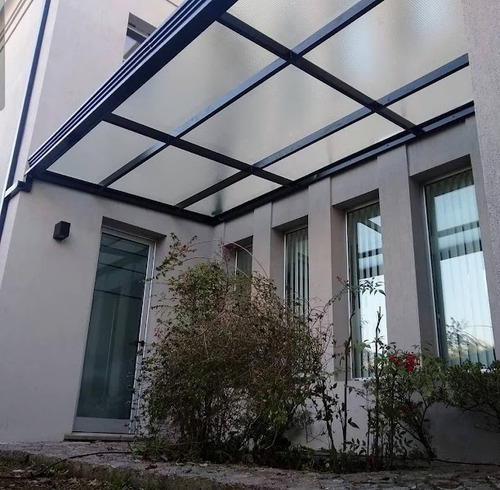 Pergola De Hierro Y Vidrio