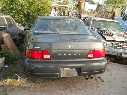 Vendo Toyota Camry Xl Motor3.0 4 Puertas1996 Solo Por Partes