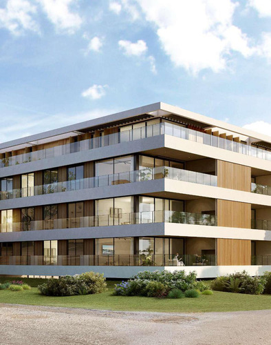 Apartamento 3 Dormitorios En Playa Brava, Maldonado A Metros De La Playa.