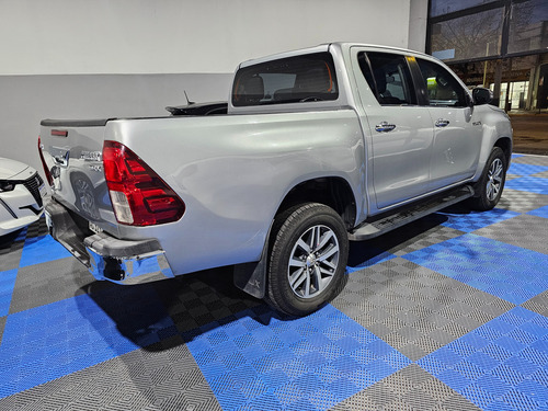 Toyota Hilux Pick-Up 2.8 Cd Srx 177cv 4x2 At