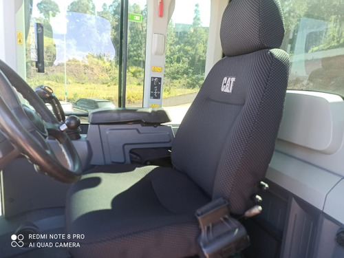 Imagem 10 de 14 de Pá Carregadeira Cat 938k 2014