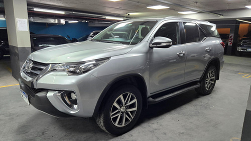 Toyota Hilux SW4 2.8 Srx 177cv 4x4 7as