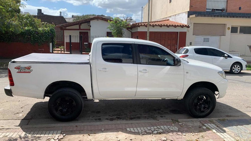 Toyota Hilux 2.5 Dx Pack Cab Doble 4x4 (2009) 2008