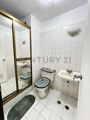 Rc - Venta Apartamento La Candelaria Bellas Artes