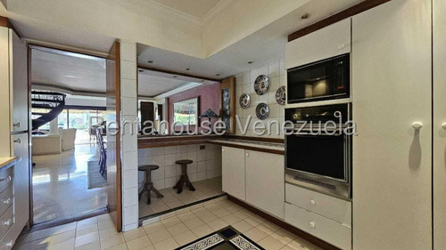 Apartamento En Venta En Los Palos Grandes. Sw Cod. 25-18106