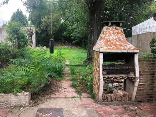 Casa Venta - 2 Dormitorios 1 Baño - 530mts2 Totales - Villa Vatteone
