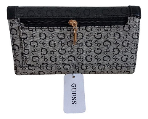 Diseño de tela Guess Gray modelo Sg905351 con anagrama de la marca