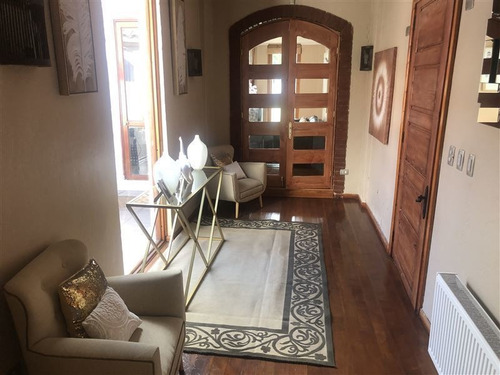 Casa En Venta De 3 Dorm. En Lampa