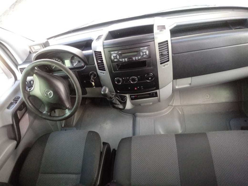 Imagem 6 de 13 de Mercedes-benz Sprinter Van 2.2 Cdi 515 Lotação Teto Alto 5p