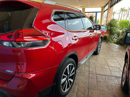 Nissan X-Trail 2.5 Exclusive 3 Row Cvt
