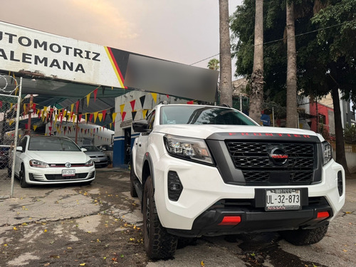 Nissan Frontier 4.0 Pro-4x V6 4x4 At