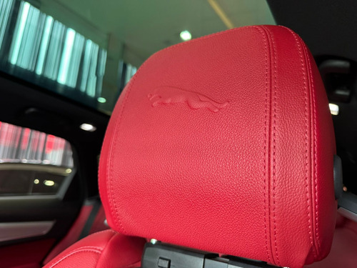 Jaguar F-PACE 3.0 R-dynamic Se Awd Aut. 5p Hibrido