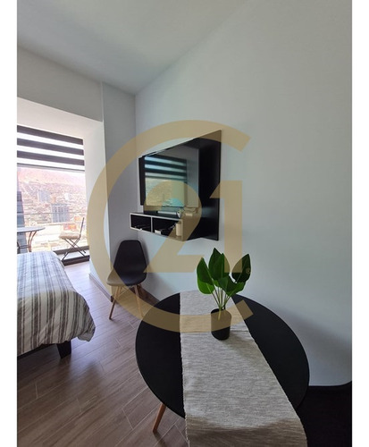 Se Vende Lujoso Departamento Amoblado Sector Sur