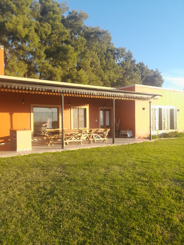 Casa De Campo Con Pileta En San Andres De Giles