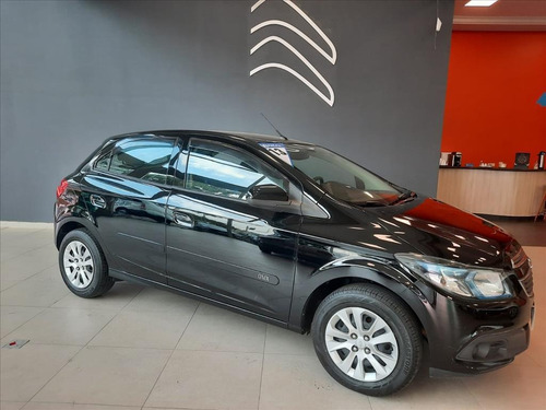 Imagem 3 de 10 de Onix 1.4 Mpfi Lt 8v Flex 4p Manual