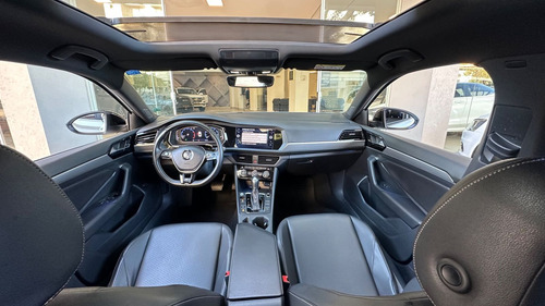 Volkswagen Jetta R-Line 250 TSI 1.4 Flex 16V Aut.