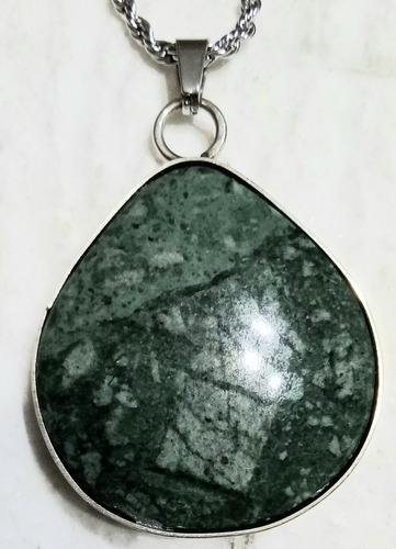 Dije Piedra Jade De Guatemala Pulido Engarce Alpaca Y Plat 