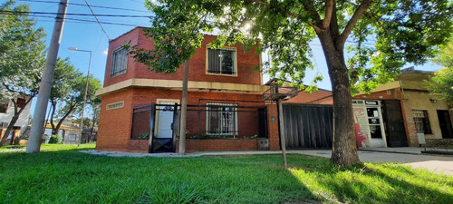 Venta Casa 3 Dormitorios Con Pileta En Baigorria