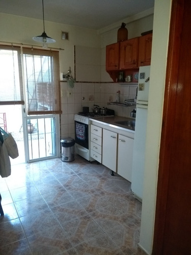 Triplex Al Frente - Calle 5 N° 5312 - Santa Teresita