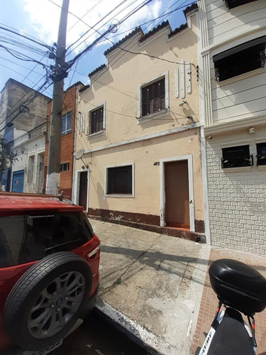 Imagem 1 de 26 de Sobrado Para Aluguel Possui 60 Metros Em Ótima Localização - 181538l