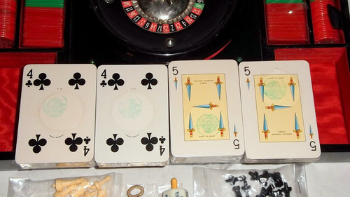 Set De Juegos De Casino En Portafolio 70s (Usado)