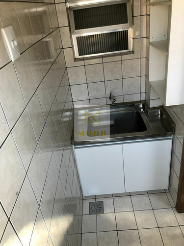 Imagem 5 de 13 de Apartamento À Venda No Bairro Menino Deus - Porto Alegre/rs - W681